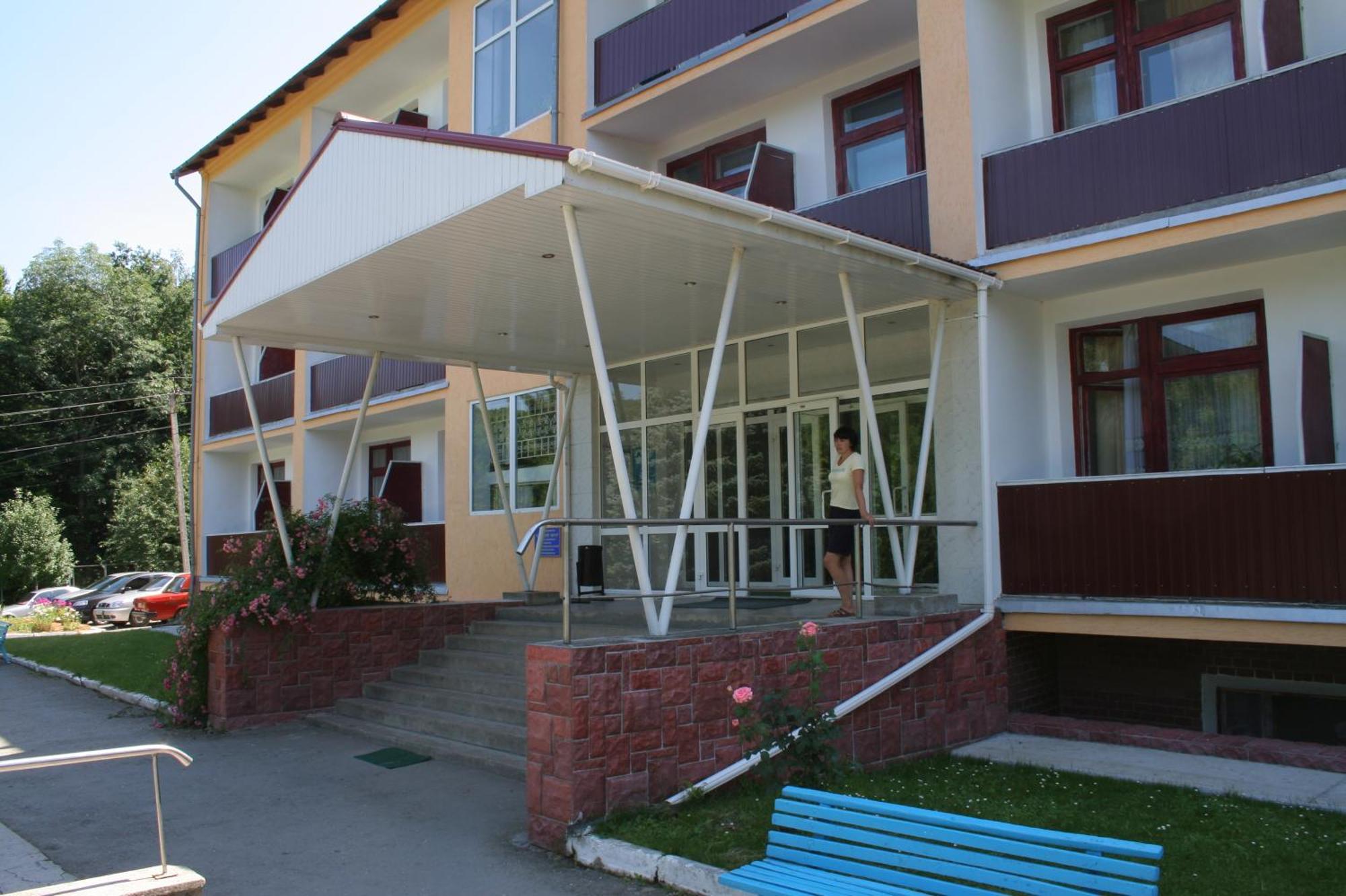 Hotel Санаторій Збруч Sataniv Exterior foto